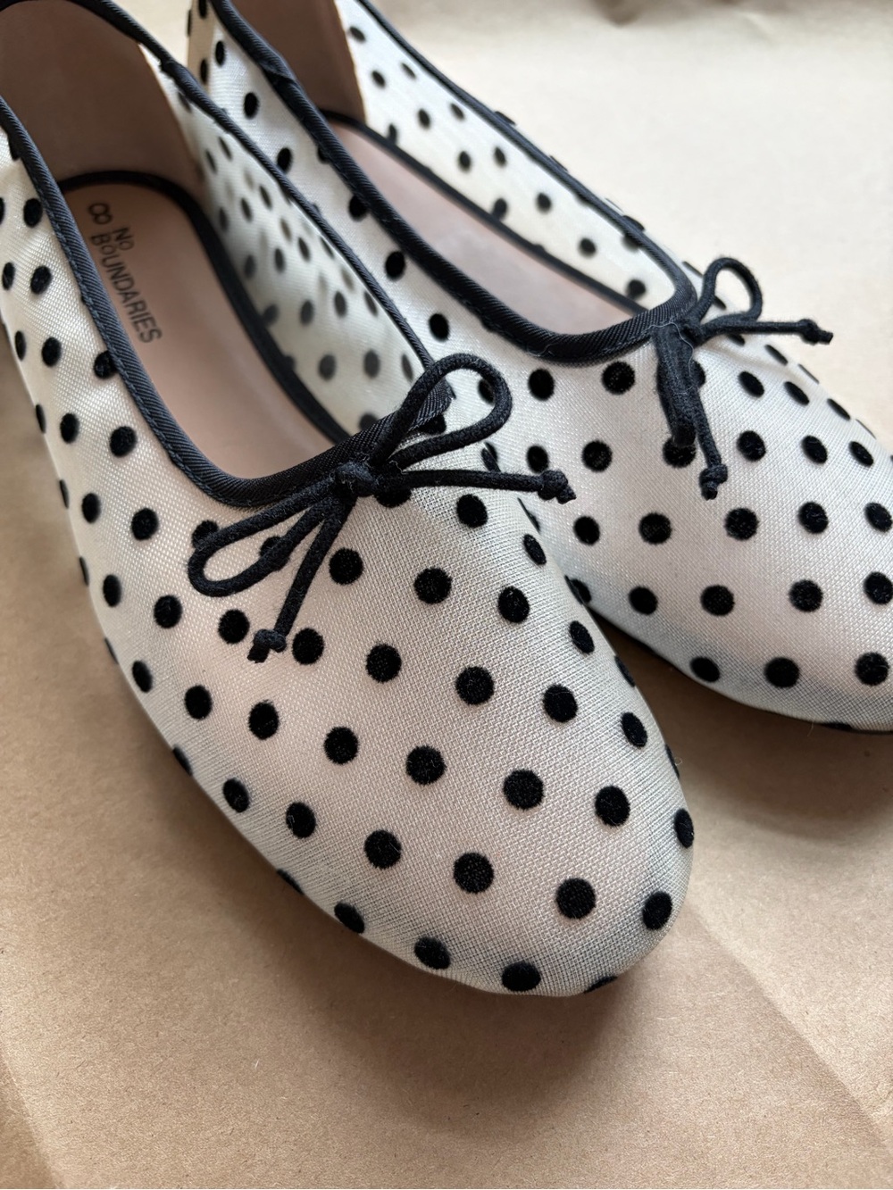 Sheer Mesh Polka Dot Ballet Flats No Boundaries Trendy NWOT - Picture 3 of 3